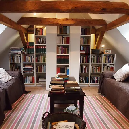 Gut Rattelvitz, Galerie E Mitte Gingst