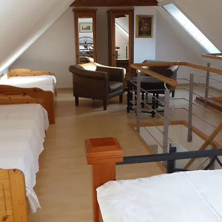 Gut Rattelvitz, Galerie E Mitte